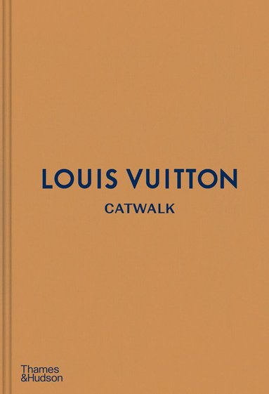 Louis Vuitton Catwalk by Louise Rytter