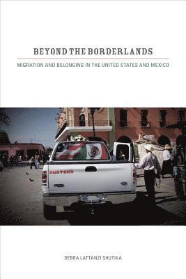 Beyond the Borderlands av Debra Lattanzi Shutika