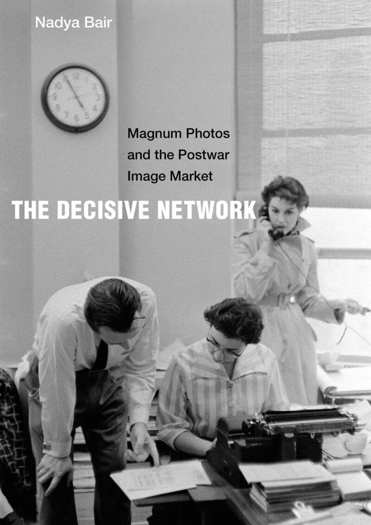 Nadya Bair - Decisive Network, Inbunden. Tillgänglighet: Lägg i varukorg