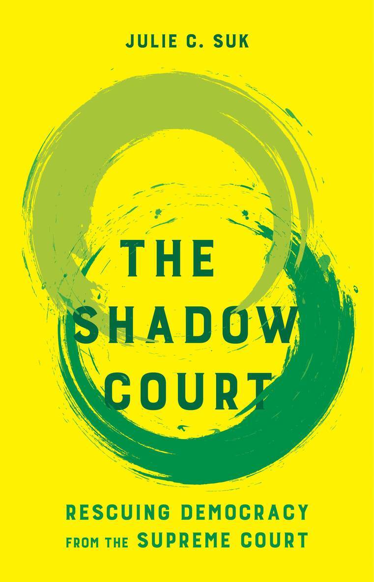 Julie C. Suk - Shadow Court, Inbunden. Tillgänglighet: Lägg i varukorg