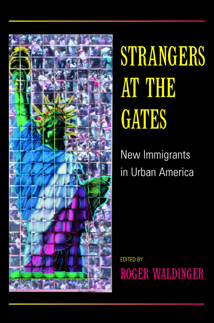 Roger Waldinger - Strangers at the Gates, E-bok
