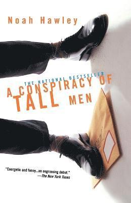 Noah Hawley - Conspiracy of Tall Men, Häftad