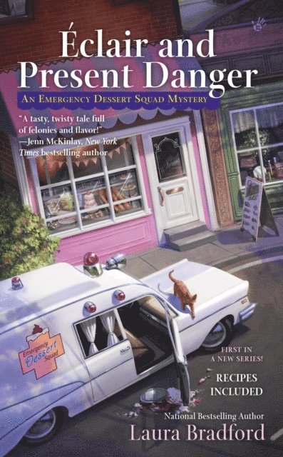 Laura Bradford - clair and Present Danger, E-bok