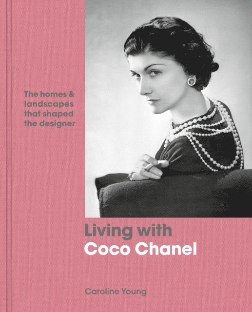 Caroline Young - Living with Coco Chanel, E-bok