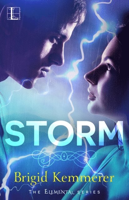 Brigid Kemmerer - Storm, E-bok