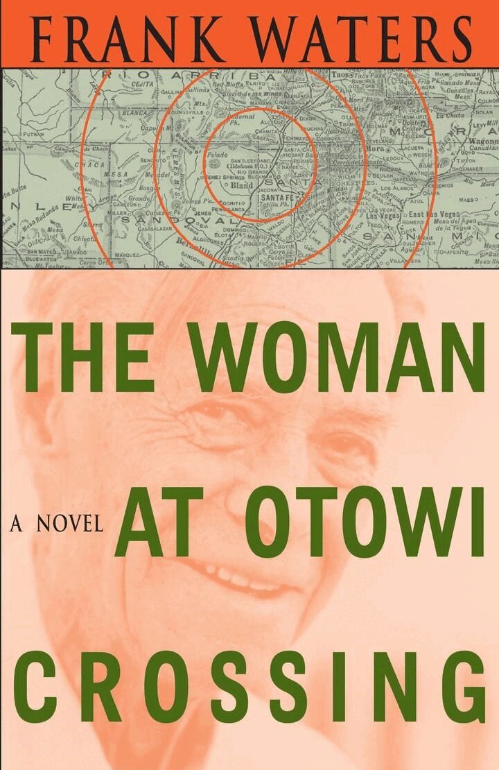 Frank Waters - Woman at Otowi Crossing, E-bok