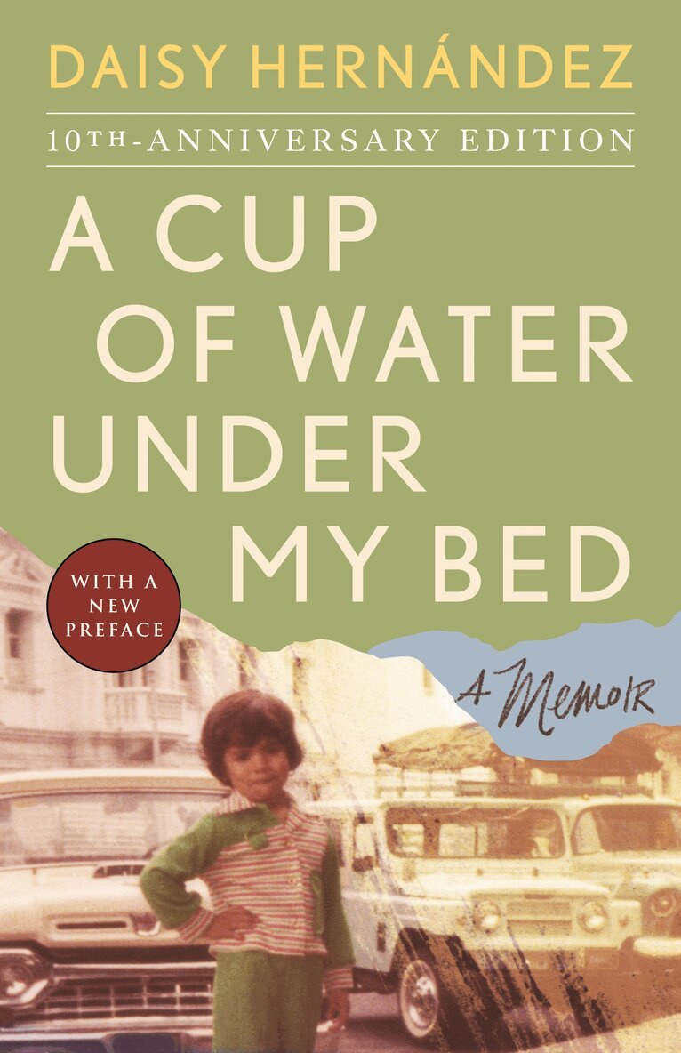 Daisy Hernández - Cup of Water Under My Bed, Häftad. Tillgänglighet: Lägg i varukorg