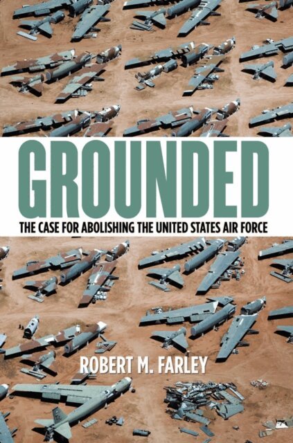 Robert M. Farley - Grounded, E-bok