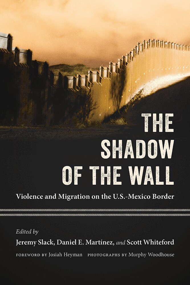 Jeremy Slack, Daniel E. Martínez, Scott Whiteford - Shadow of the Wall, Häftad. Tillgänglighet: Tillfälligt slut
