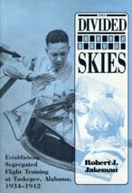 Robert J. Jakeman - Divided Skies, Häftad. Tillgänglighet: Tillfälligt slut