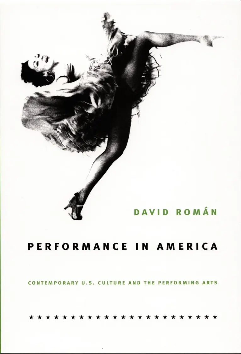 David Román - Performance in America, Inbunden. Tillgänglighet: Tillfälligt slut