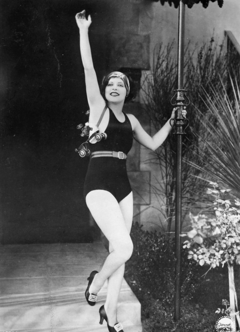 Maria Elena Buszek - Pin-Up Grrrls, Inbunden. Tillgänglighet: Tillfälligt slut
