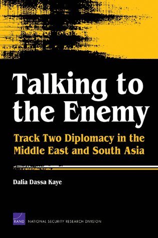 Dalia Dassa Kaye - Talking to the Enemy, Häftad. Tillgänglighet: Tillfälligt slut