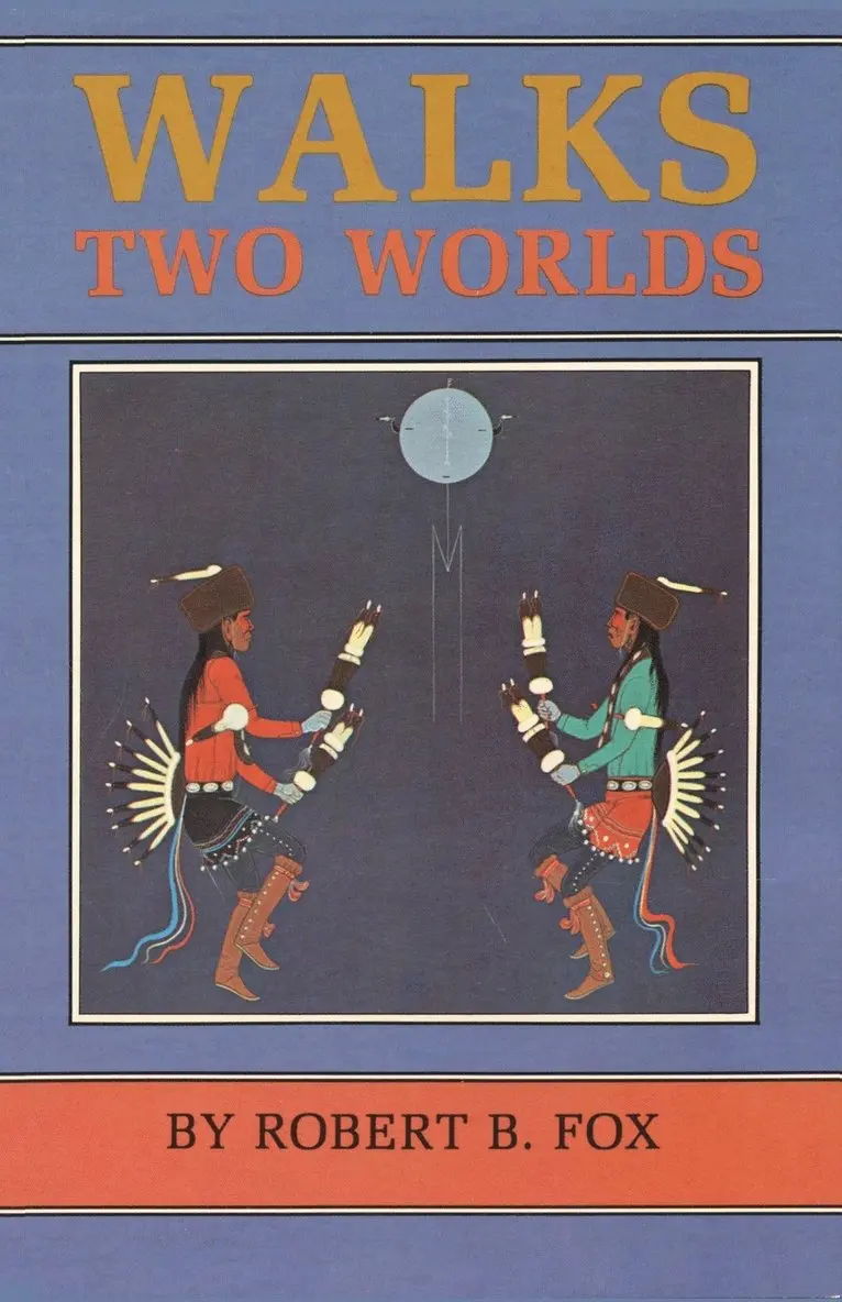 Robert Barlow Fox - Walks Two Worlds, Häftad. Tillgänglighet: Lägg i varukorg