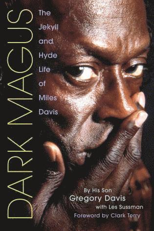 Gregory Davis - Dark Magus, Inbunden. Tillgänglighet: Lägg i varukorg