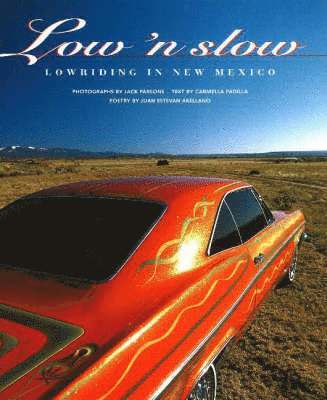 Carmella Padilla, Juan Estevan Arellano - Low 'n Slow, Häftad. Tillgänglighet: Tillfälligt slut