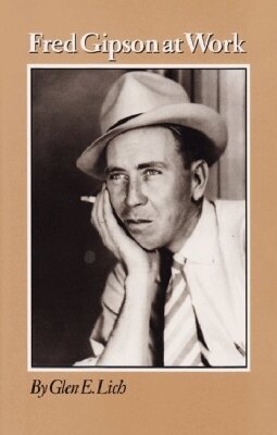 Texas A&M University Press - Fred Gipson at Work, Inbunden