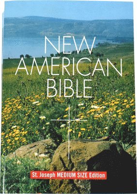 Confraternity of Christian Doctrine - Saint Joseph Medium Size Bible-NABRE, Häftad