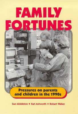 S. Middleton, etc., Child Poverty Action Group - Family Fortunes, Häftad