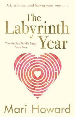 Mari Howard - Labyrinth Year, Häftad