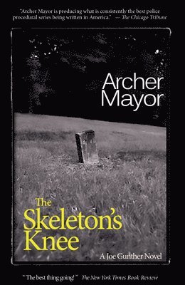 Archer Mayor - Skeleton's Knee, Häftad