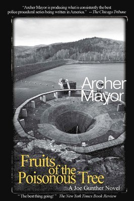 Archer Mayor - Fruits of the Poisonous Tree, Häftad