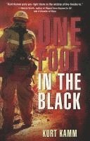 Kurt Kamm - One Foot in the Black, Häftad