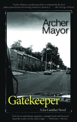 Archer Mayor - Gatekeeper, Häftad