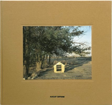 Mark Ruwedel: Dog Houses, Inbunden