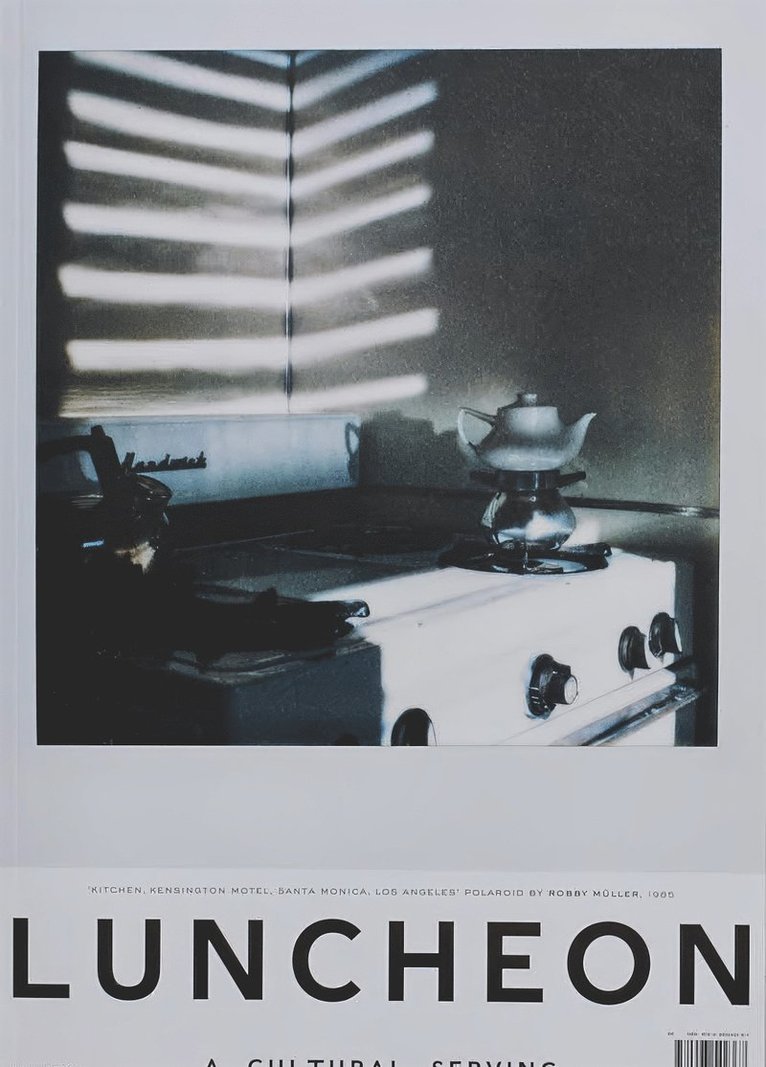 Luncheon Issue 15, Häftad