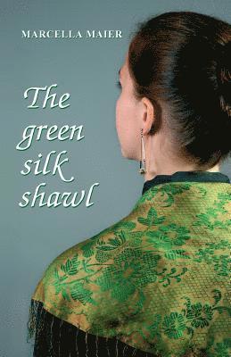 Marcella Maier - Green Silk Shawl, Häftad. Tillgänglighet: Lägg i varukorg