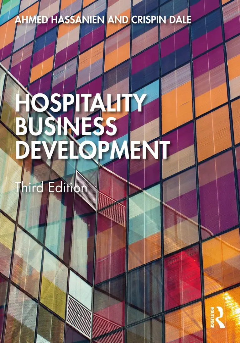 Ahmed Hassanien, Crispin Dale - Hospitality Business Development, Inbunden. Tillgänglighet: Kommande