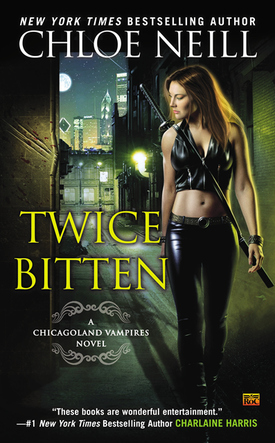 Chloe Neill - Twice Bitten, E-bok