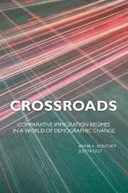 Anna K. Boucher, Justin Gest - Crossroads, Häftad
