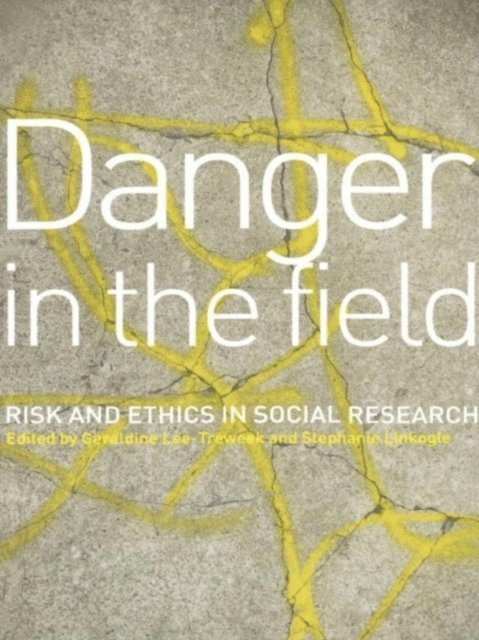 Stephanie Linkogle, Geraldine Lee-Treweek - Danger in the Field, E-bok