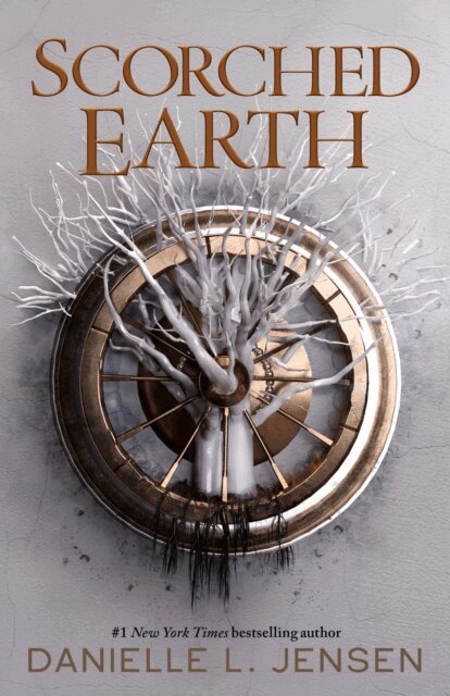 Danielle L. Jensen - Scorched Earth, E-bok