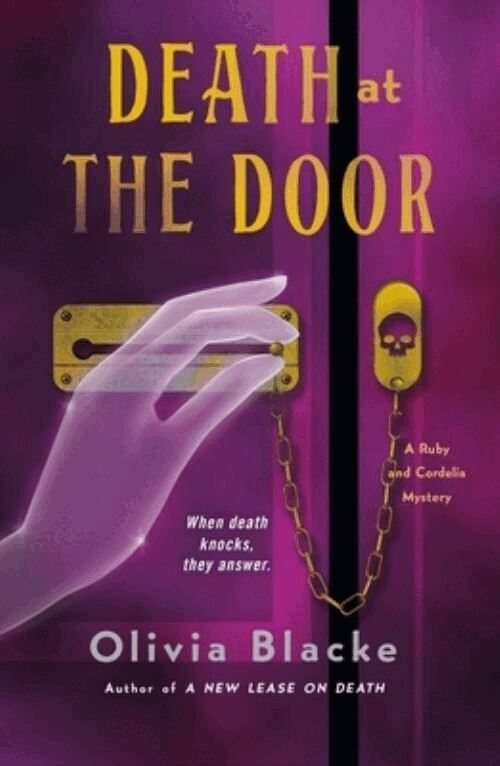 Olivia Blacke - Death at the Door, Häftad. Tillgänglighet: Lägg i varukorg