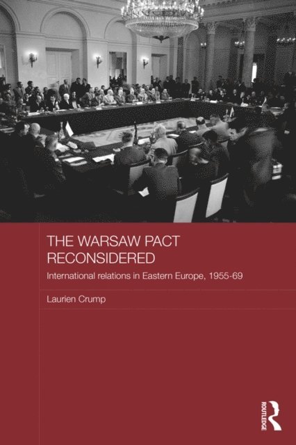 Laurien Crump - Warsaw Pact Reconsidered, E-bok