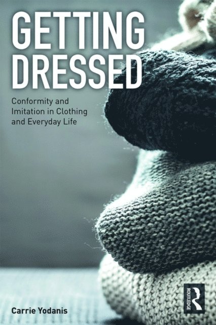 Carrie Yodanis - Getting Dressed, E-bok