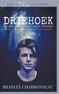Bradley Charbonneau - Driehoek, Häftad. Tillgänglighet: Lägg i varukorg
