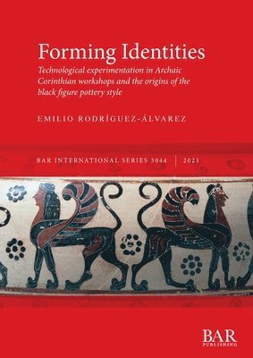 Emilio Rodríguez-Álvarez - Forming Identities, Häftad