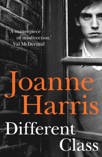 Joanne Harris - Different Class, E-bok
