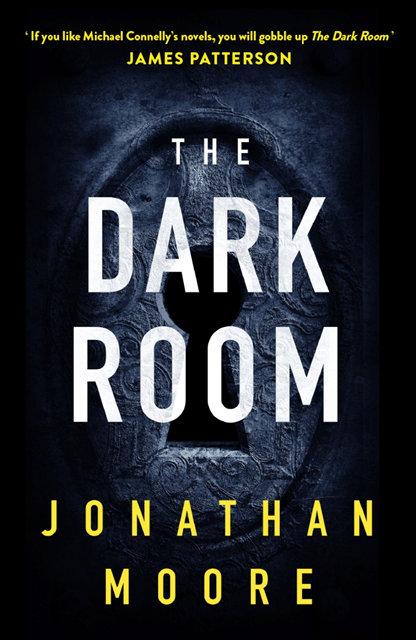 Jonathan Moore - Dark Room, E-bok