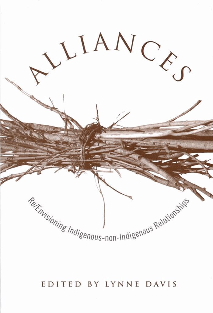Lynne Davis - Alliances, E-bok
