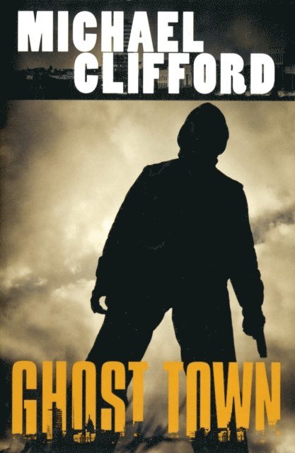 Michael Clifford - Ghost Town, E-bok