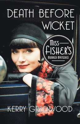 Kerry Greenwood - Death Before Wicket, Häftad