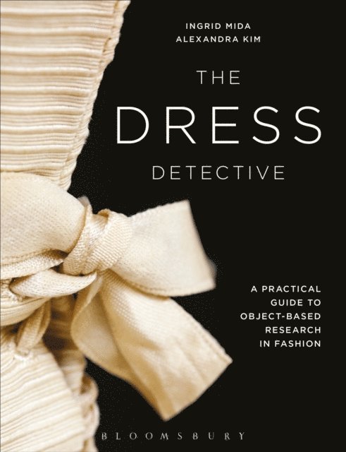 Ingrid E. Mida, Alexandra Kim - Dress Detective, E-bok