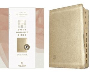 Tyndale - NLT Every Woman's Bible, Filament Enabled (Leatherlike, Soft Gold, Indexed, Red Letter), Inbunden. Tillgänglighet: Lägg i varukorg