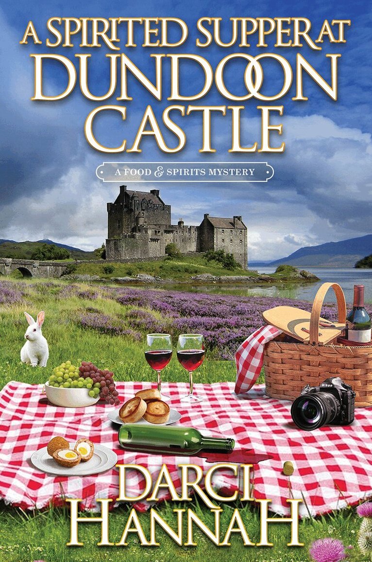 Darci Hannah - Spirited Supper at Dundoon Castle, Inbunden. Tillgänglighet: Lägg i varukorg