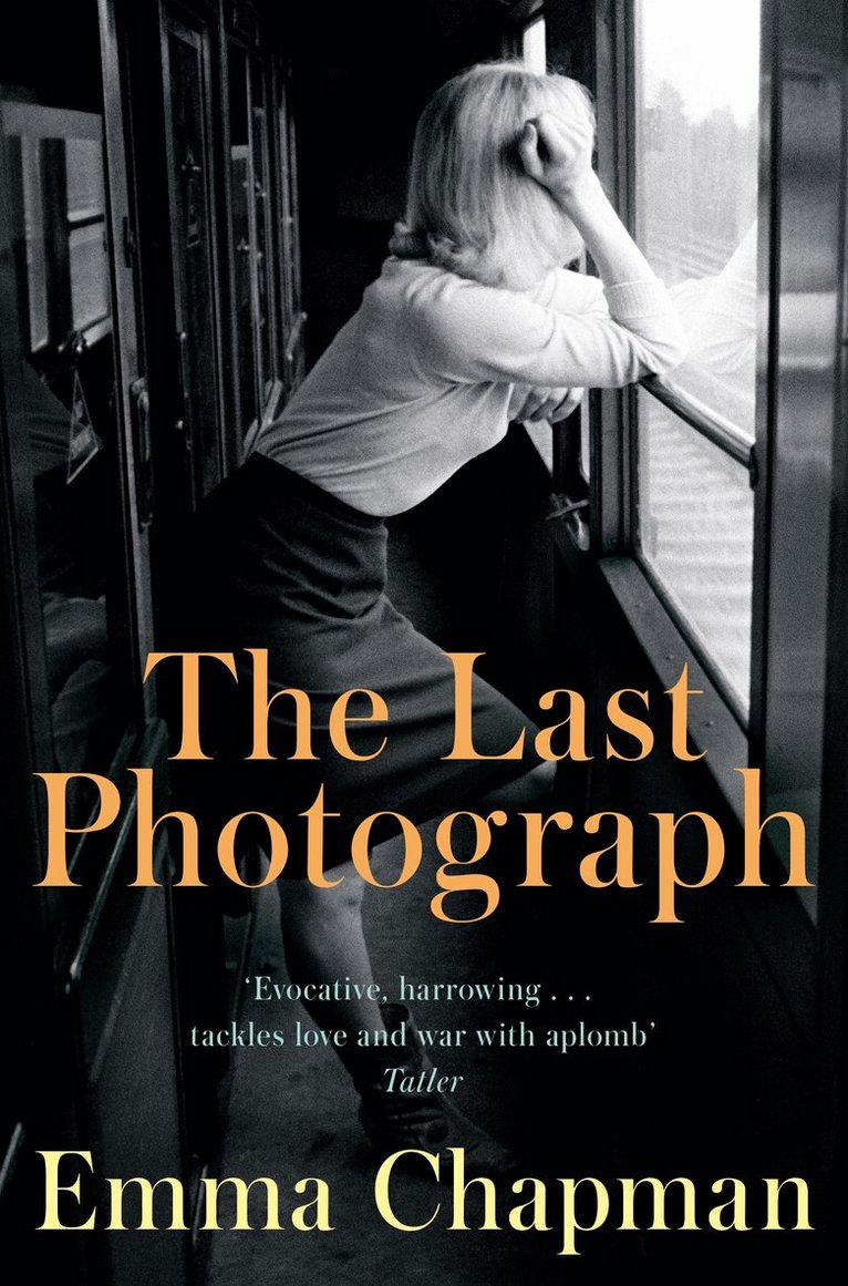 Emma Chapman - Last Photograph, E-bok